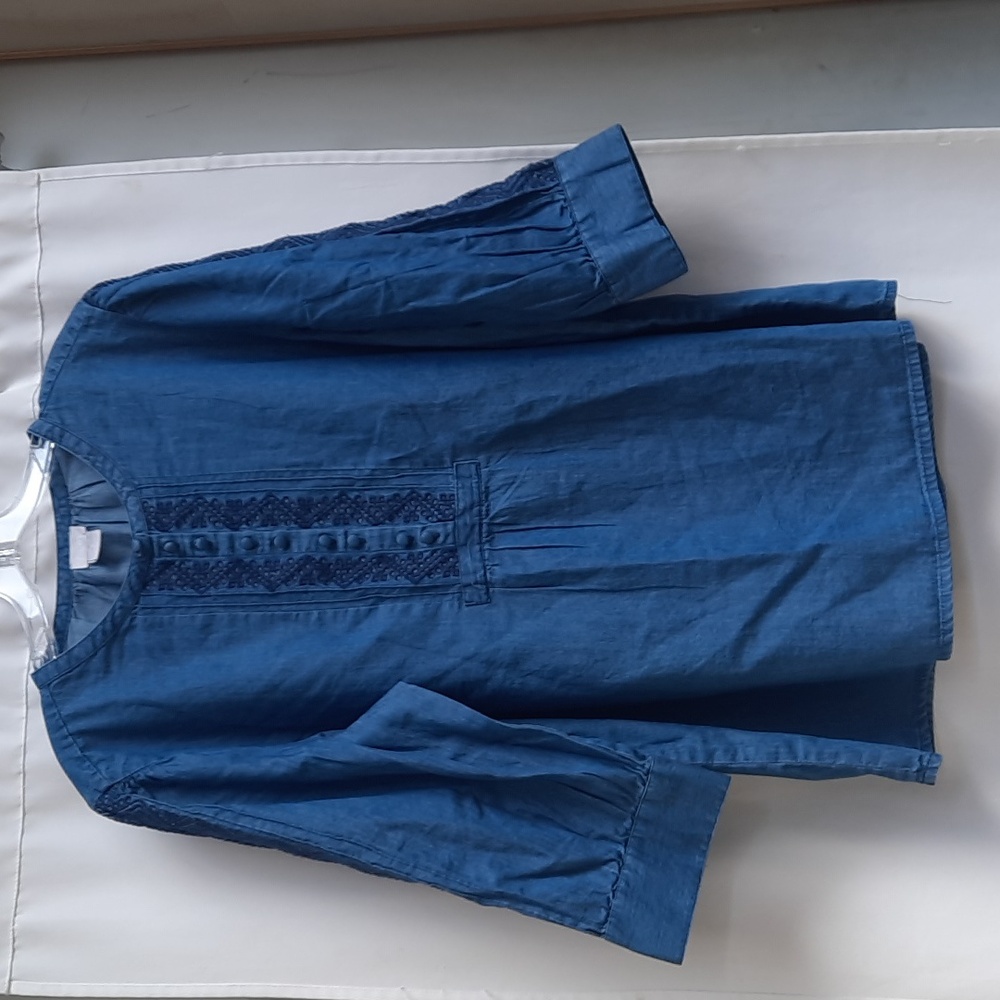 NWT Chico’s Blue 3/4 Sleeve Embroidered Denim Chambray Popover Blouse Top XL